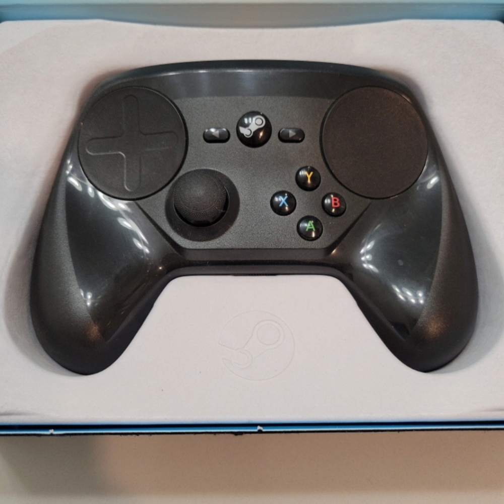 STEAM CONTROLLER IN BOX